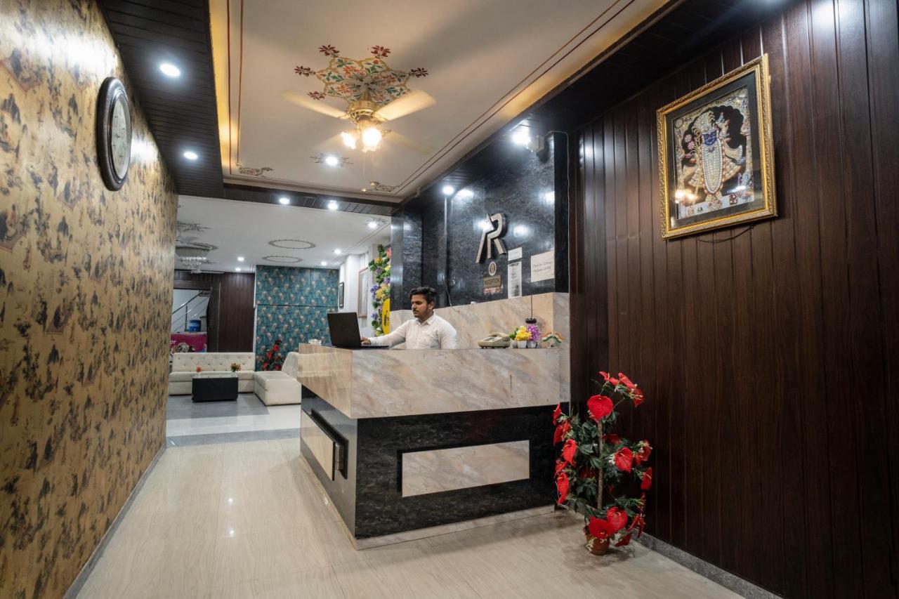 Tripli Hotels Arunoday Palace Udaipur Exterior photo